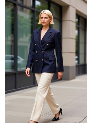 Benerly Kadın Kruvaze Yaka Uzun Kol Fitted Ceket Fonksiyonel Dayanıklı Kaliteli Konforlu Estetik Şık