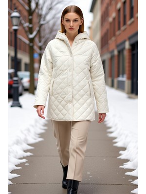 Benerly Kadın Kapüşonlu Düz Desen Midi Boy Reglan Kol Mont Fonksiyonel Dayanıklı Kaliteli Konforlu