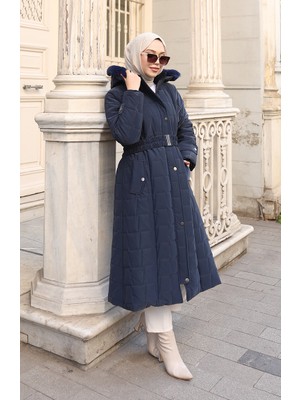 Sefa Merve Büyük Beden Kapüşonlu Kemerli Mont 6322-02 Lacivert