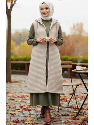 Kapüşonlu Düğmeli Baklava Desen Kapitone Yelek 51340-01 Bej