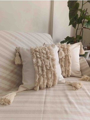 Kübra Hobim Bohem Model El Yapımı Ponponlu Kırlent Kılıfı 43 x 43 Ölülerde Ekru Renk