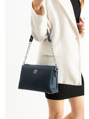 Crazy Kadın Zincir Askılı Omuz & Çapraz Kullanım Çantası – Çok Gözlü, Güvenli Tasarım, Stiline Uygun