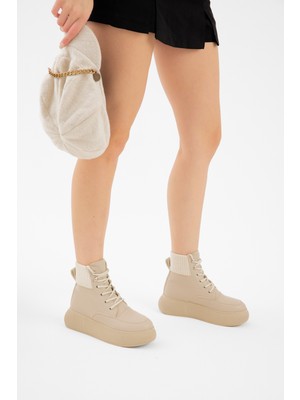 Tonny Black Kadın Bej Cilt Kalın Poli Taban Lastik Boğazlı Bağcıklı Günlük Bot