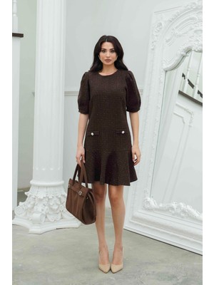 Serica Moda Kahve Tüvit Kumaş Cep Detaylı Volanlı Elbise