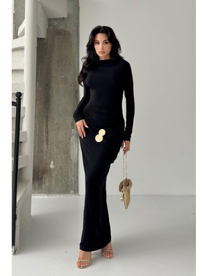 Serica Moda Siyah Büzgülü Toka Detaylı Elbise