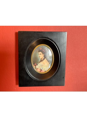 TT 16,5 cm 14 cm Ölçülerinde Sanatçı Imzalı El Boyaması Portre