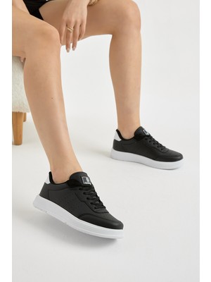 Tonny Black Unisex Siyah Beyaz Hafif Faylon Taban Bağcıklı Günlük Spor Ayakkabı