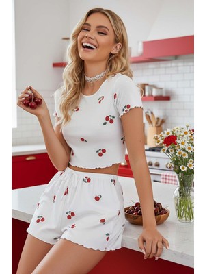 Merry See Kadın Kısa Kol Kiraz Baskılı Örme Yumuşak Pijama Takımı Şortlu Beyaz Renk