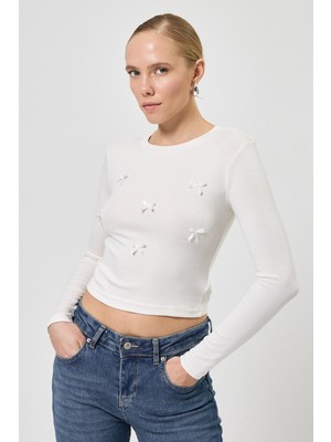 Rays Ekru Bisiklet Yaka Kurdele Aplike Detaylı Kadın Crop Body 8264A