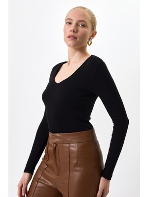 Rays Siyah Fitilli V Yaka Uzun Kollu Kadın Body 8266A