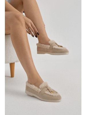 Tonny Black Kadın Bej Termo Taban Kürk Detaylı Süet Görünümlü Tokalı Günlük Loafer Ayakkabı