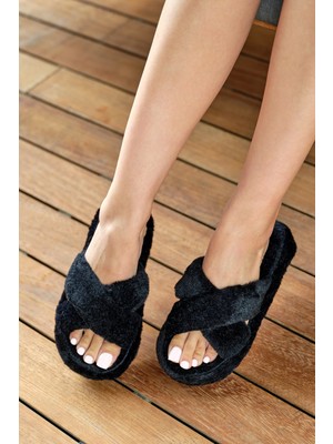 Tonny Black Kadın Siyah Çapraz Peluş Ev Terliği