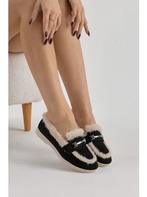 Tonny Black Kadın Siyah Beyaz Termo Taban Kürk Detaylı Süet Görünümlü Tokalı Günlük Loafer Ayakkabı