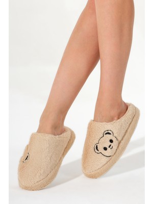 Tonny Black Kadın Bej Ayıcık Desenli Önü Kapalı Peluş Ev Terliği