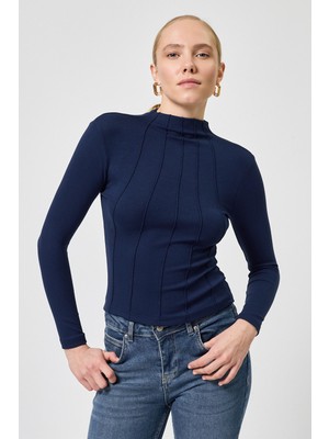 Rays Lacivert Uzun Kollu Yarım Balıkçı Yaka Dikiş Detaylı Kadın Body 8225A