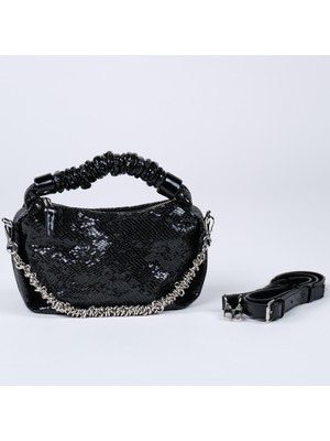 Zincir Detaylı Clutch Model Askılı Parlak Siyah Çanta