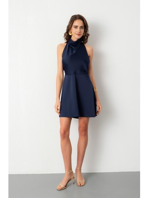 Lafaba Kadın Lacivert Sırt Dekolteli Mini Saten Mezuniyet Abiye Elbise