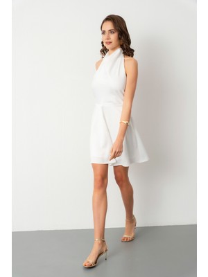 Lafaba Kadın Beyaz Sırt Dekolteli Mini Saten Mezuniyet Abiye Elbise