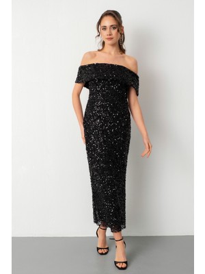 Lafaba Kadın Siyah Madonna Yaka Pul Payet Midi Abiye Elbise