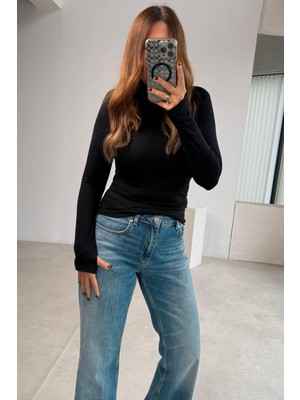 Et Siyah Parmak Geçmeli Üst