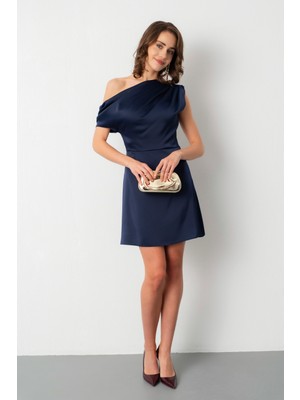 Lafaba Kadın Lacivert Degaje Yaka Mini Saten Mezuniyet Abiye Elbise