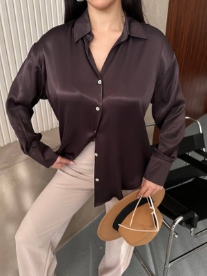 Leilaa Sedef Düğmeli V Yaka Saten Gömlek