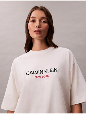 Calvin Klein Kadın Relaxed Sequin T-Shirt