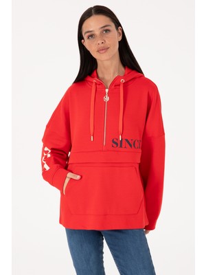 U.S. Polo Assn. Kadın Kırmızı Kapüşonlu Sweatshirt 50309055-VR030