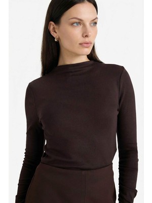 DeFacto Slim Fit Yarım Balıkçı Yaka Ribana Uzun Kollu Tişört G7701AX25WN