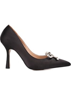 Lescarpe 5005 Siyah Kadın Ayakkabı Şık Tasarım Ve İnce Topuk İle Rahat Kullanım