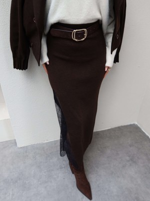 Esra Helvacı Dantel Detay Yırtmaçlı Triko Etek