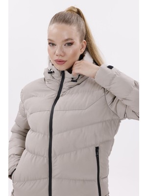 Freemen Kadın Kapüşonlu Polarlı Kürklü Su Geçirmez Rüzgara Dayanıklı Şişme Mont Kaban Parka