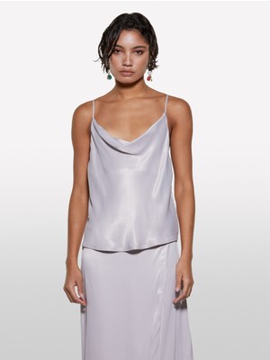 Sisley %100 Viskoz Saten Degaje Yaka Askılı Üst Kadın Gri Bluz - 325P52BZLH01N