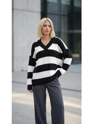 Lujiz Kadın V Yaka Kalın Çizgili Kazak