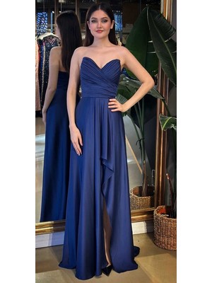 Abiyeniall Lacivert Straplez Yaka Anvelop Yırtmaçlı Kloş Etekli Saten Uzun Abiye Elbise 11095-12