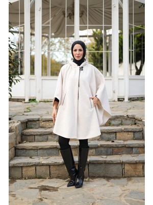 Kadeem Giyim Milena Balıksırtı Kaşe  Panço – 2012