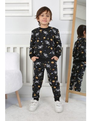 Isobel-Ideal Sepet-Yeni Sezon Uzay Astronot Desenli Cepli Erkek Pijama Takımı