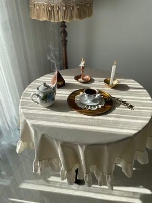 Nurgita Home Vintage Fırfırlı Fistolu Ham Keten Yuvarlak Masa Örtüsü