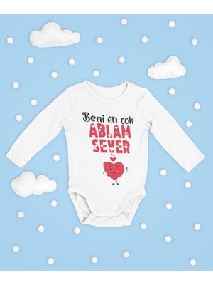Sevbano Beni En Çok Ablam Sever ! Yazılı Pamuklu Yumuşak Unisex Çıtçıtlı Uzun Kollu Body Zıbın