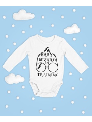 Sevbano Baby Wizard In Training ! Yazılı Pamuklu Yumuşak Unisex Çıtçıtlı Uzun Kollu Body Zıbın