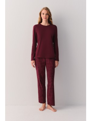 Suwen Kadın Pamuklu Comfort Pijama Takımı Bordo Klasik Yaka ve Standart Kol Özellikleriyle