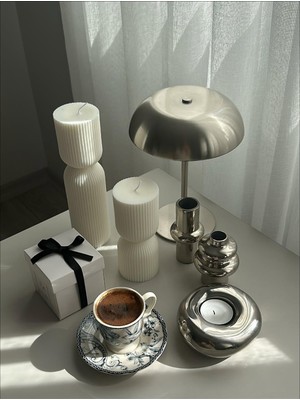 Lumieri Lumıerı Candle El Yapımı Kokusuz Çokgen Yuvarlak Dekoratif Kalıp Mum– Kırık Beyaz -20*7-15*7