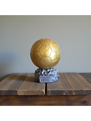 FIGURİFY Ballon d’Or Altın Top Kupası – İsme Özel Kişiselleştirilebilir Futbol Ödülü