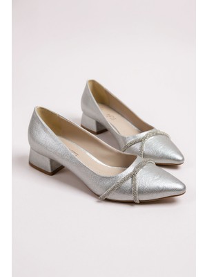 Modayak Zarif Gümüş Kare Düşük Topuk Sivri Burun Topuklu Ayakkabı