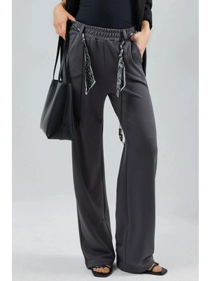 Hiccup Kadın Modal Dokulu Kemer Detaylı Yüksek Bel Düz Paça Örme Pantolon Berşan Collection Gri