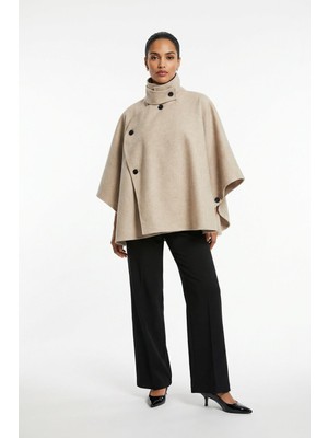 Setre Bej Düğme Detaylı Panço Kaban