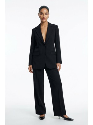 Setre Siyah Düğmesiz Cep Detaylı Rahat Kesim Ceket