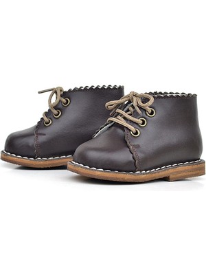 Bebek Erkek Kahverengi Deri Bağcıklı Bot – El Yapımı Klasik Bebek Botu