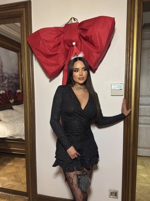 Cemo V Yaka Kruvaze Kesim Büzgülü Simli Mini Elbise