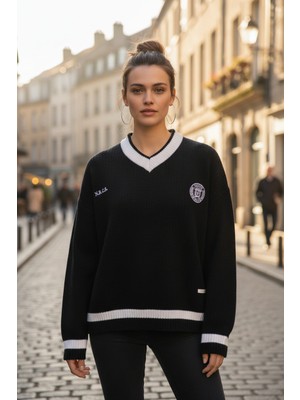 Mandala Tekstil Kadın Oversize Şardonlu Nakışlı Triko Kazak